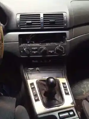 Veículo de Sucata bmw serie 3 berlina (e46) 320d do ano 2001 alimentado m47204d1