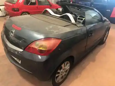 Veículo de Sucata opel tigra twintop (x04) 1.8 (r97) do ano 2019 alimentado z18xe