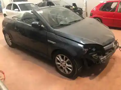 Veículo de Sucata opel tigra twintop (x04) 1.8 (r97) do ano 2019 alimentado z18xe