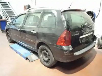 Sloopvoertuig peugeot 307 break/sw (s2) sw pack + 109 cv / 80 kw van het jaar 2007 aangedreven 9hzdv6ted4