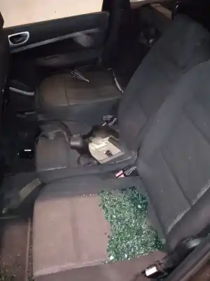 Sloopvoertuig peugeot 307 break/sw (s2) sw pack + 109 cv / 80 kw van het jaar 2007 aangedreven 9hzdv6ted4