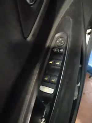 Scrapping Vehicle citroen c4 berlina exclusive of the year 2006 powered 9hydv6ted4