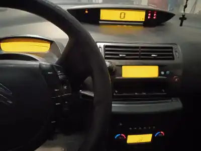 Scrapping Vehicle citroen c4 berlina exclusive of the year 2006 powered 9hydv6ted4