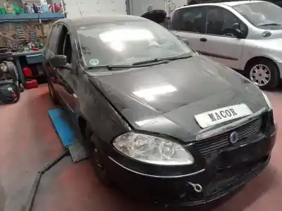 Veículo de Sucata fiat croma (194_) 1.9 d multijet (194axb1b) do ano 2007 alimentado 939a1000