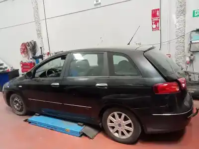 Veículo de Sucata fiat croma (194_) 1.9 d multijet (194axb1b) do ano 2007 alimentado 939a1000