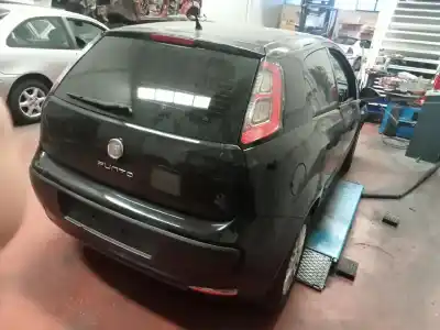 Veicolo di demolizione fiat punto (evo) (199) dynamic dell'anno 2011 alimentato 199a2000