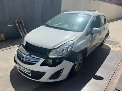 Veicolo di demolizione OPEL CORSA D Sport 95 CV / 70 KW dell'anno 2012 alimentato A13DTR
