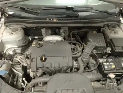 Veículo de Sucata hyundai i30 comfort do ano 2008 alimentado g4fc