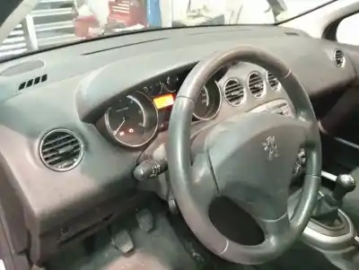 Veículo de Sucata peugeot 308 sw confort do ano 2008 alimentado 9hzdv6ted4