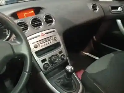 Veículo de Sucata peugeot 308 sw confort do ano 2008 alimentado 9hzdv6ted4