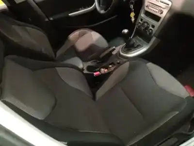 Veículo de Sucata peugeot 308 sw confort do ano 2008 alimentado 9hzdv6ted4