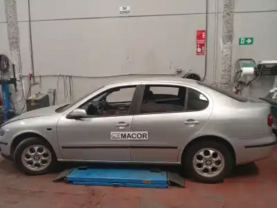 Veículo de Sucata seat toledo (1m2) signo do ano 2002 alimentado asv