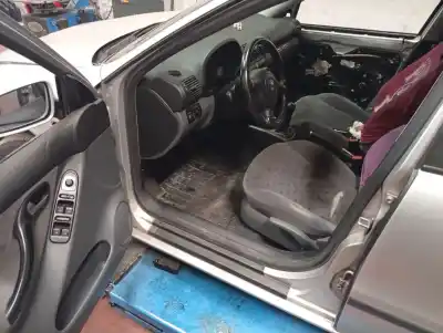 Veículo de Sucata seat toledo (1m2) signo do ano 2002 alimentado asv