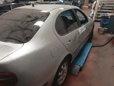 Veículo de Sucata seat toledo (1m2) signo do ano 2002 alimentado asv