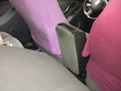 Veículo de Sucata seat toledo (1m2) signo do ano 2002 alimentado asv