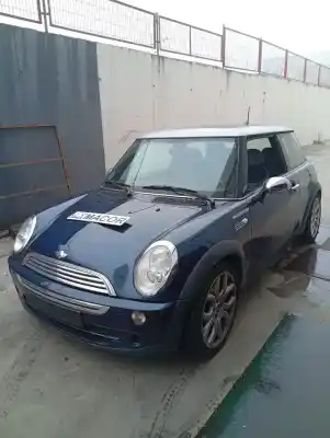 Scrapping Vehicle mini mini (r50,r53) cooper of the year 2006 powered w10b16a