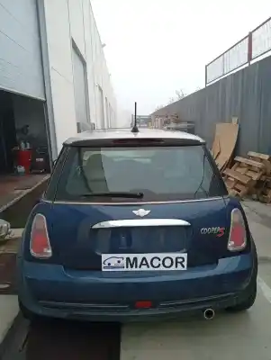 Scrapping Vehicle mini mini (r50,r53) cooper of the year 2006 powered w10b16a