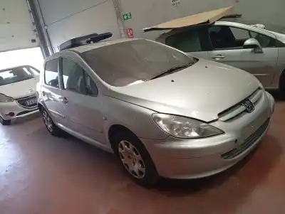Veículo de Sucata peugeot 307 (s1) xr do ano 2002 alimentado rhydw10td