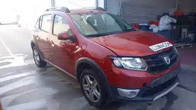 Veículo de Sucata dacia sandero stepway do ano 2014 alimentado h4ba400