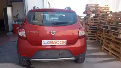 Veículo de Sucata dacia sandero stepway do ano 2014 alimentado h4ba400