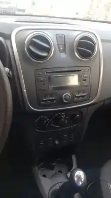 Veículo de Sucata dacia sandero stepway do ano 2014 alimentado h4ba400