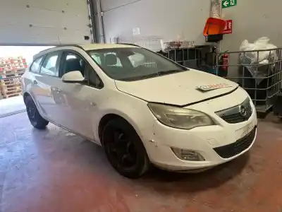 Scrapping Vehicle OPEL ASTRA J SPORTS TOURER  of the year 2011 powered A17DTR