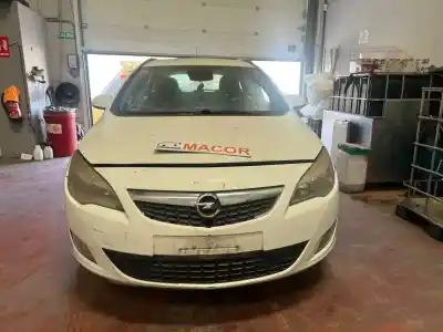 Vehicul casat opel astra j sports tourer enjoy al anului 2011 alimentat a17dtr