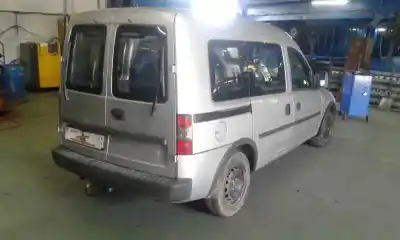 Veículo de Sucata opel combo 1.7 16v dti cat (y 17 dt / lr6) do ano 2004 alimentado y17dt
