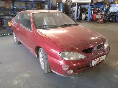 Veicolo di demolizione RENAULT MEGANE I COUPE FASE 2 (DA..) 1.6 16V Expression 107 CV / 79 KW dell'anno 2002 alimentato K4M A7