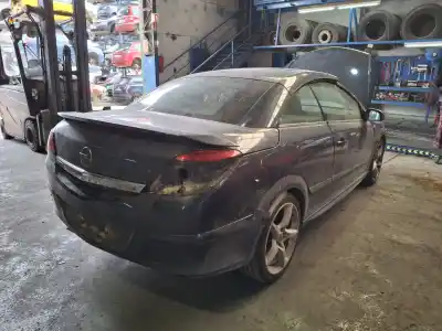 Veículo de Sucata opel astra h twintop (a04) 1.9 cdti (l67) do ano 2007 alimentado z 19 dth