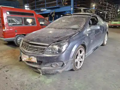 Veículo de Sucata OPEL ASTRA H TWINTOP (A04) 1.9 CDTI (L67) do ano 2007 alimentado Z 19 DTH
