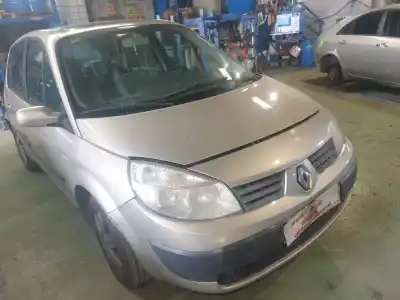 Здавання транспортного засобу RENAULT SCÉNIC II (JM0/1_) 1.6 16V (JM1R) року 2006 потужний K4M D8