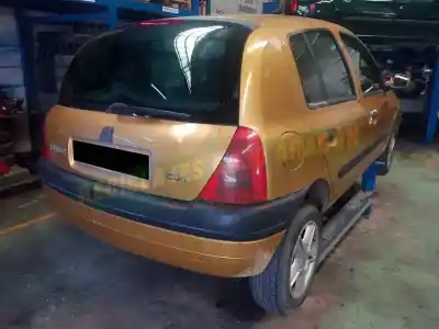 Sloopvoertuig renault clio ii fase i (b/cbo) 1.9 d alize van het jaar 1999 aangedreven f8q