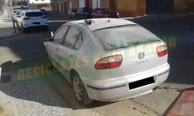 Veículo de Sucata seat                                               leon (1m1)                                                                                                                                                                                                                                                 1.9 tdi                                                                                                                                                                                                                                                    do ano 1999 alimentado ahf