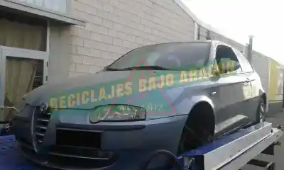 Verschrottungsfahrzeug ALFA ROMEO 147 (190) 1.6 16V CAT des Jahres 2001 angetrieben AR32104