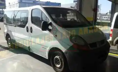 Veicolo di demolizione RENAULT TRAFIC COMBI (AB 4.01) 1.9 Diesel dell'anno 2003 alimentato F9Q U7