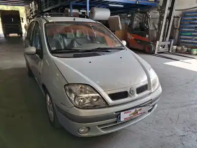 Здавання транспортного засобу renault scenic (ja..) 1.9 dci authentique року 2002 потужний f9q k7