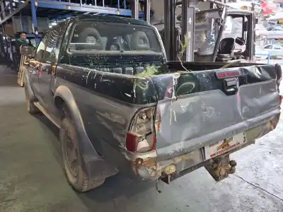 Véhicule à la ferraille MITSUBISHI                                         L200 (K7_T, K6_T, K5_T)                                                                                                                                                                                                                                    2.5 TD 4WD (K74T)                                                                                                                                                                                                                                          de l'année 2003 alimenté 4D56-T
