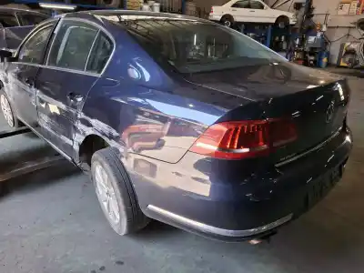 Véhicule à la ferraille volkswagen passat b7 (362) 2.0 tdi de l'année 2012 alimenté cffb