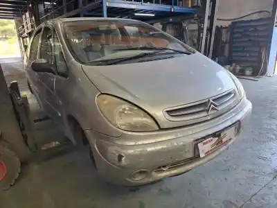 Veicolo di demolizione CITROEN XSARA PICASSO (N68)  dell'anno 2002 alimentato RHY (DW10TD)