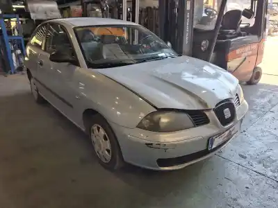 Veicolo di demolizione SEAT IBIZA III (6L1)  dell'anno 2003 alimentato ASY