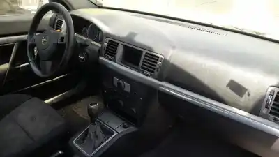 Veículo de Sucata opel vectra c (z02) 1.9 cdti (f69) do ano 2006 alimentado z19dth