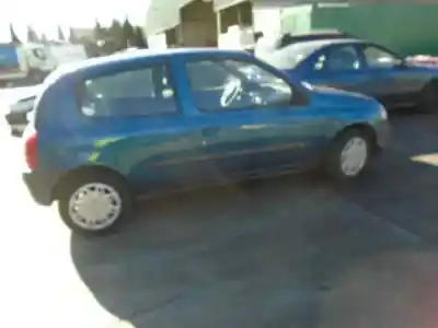 Scrapping Vehicle renault clio ii fase ii (b/cb0) d7f726 of the year 2001 powered d7f726