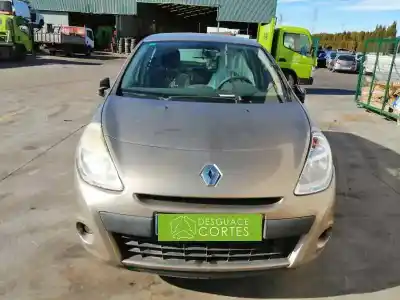 Здавання транспортного засобу RENAULT CLIO III D4F740 року 2011 потужний D4F740