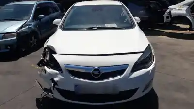 Здавання транспортного засобу OPEL ASTRA J BERLINA 5P D-A17DTR року 2007 потужний A17DTR
