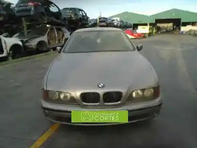 Здавання транспортного засобу BMW 5 (E39) 523 I року 1998 потужний 256S3