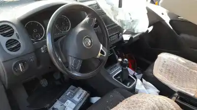 Здавання транспортного засобу volkswagen tiguan (5n2) cffd року 2013 потужний cffd