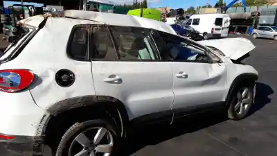 Здавання транспортного засобу volkswagen tiguan (5n2) cffd року 2013 потужний cffd