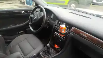 Veículo de Sucata audi a6 c5 (4b2) 2.5 tdi do ano 2000 alimentado ake Veículo de Sucata audi a6 c5 (4b2) 2.5 tdi do ano 2000 alimentado ake
