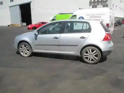 Sloopvoertuig volkswagen golf v (1k1) 1.9 tdi van het jaar 2004 aangedreven bkc